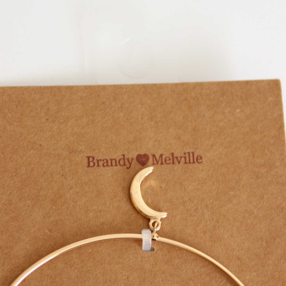 NWT Brandy Melville Gold Moon Charm Cuff Bracelet - Picture 4 of 5